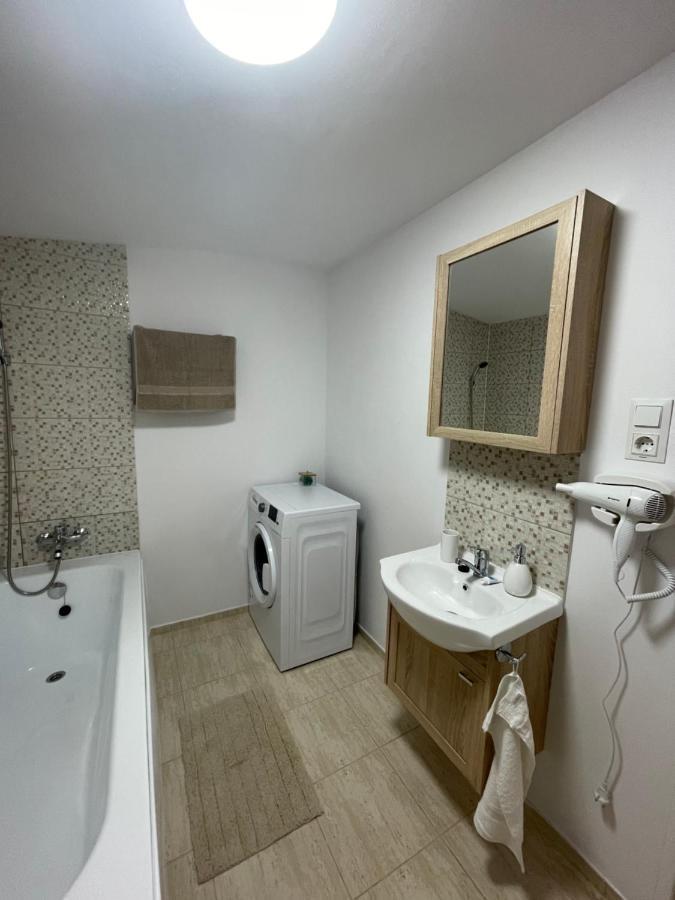 Jokai Apartments Nr7, Code Entry Sfântu-Gheorghe 외부 사진